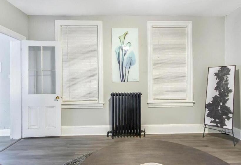 旅馆 Philly Coed Dorm!! 15 Min Train To Center City!!