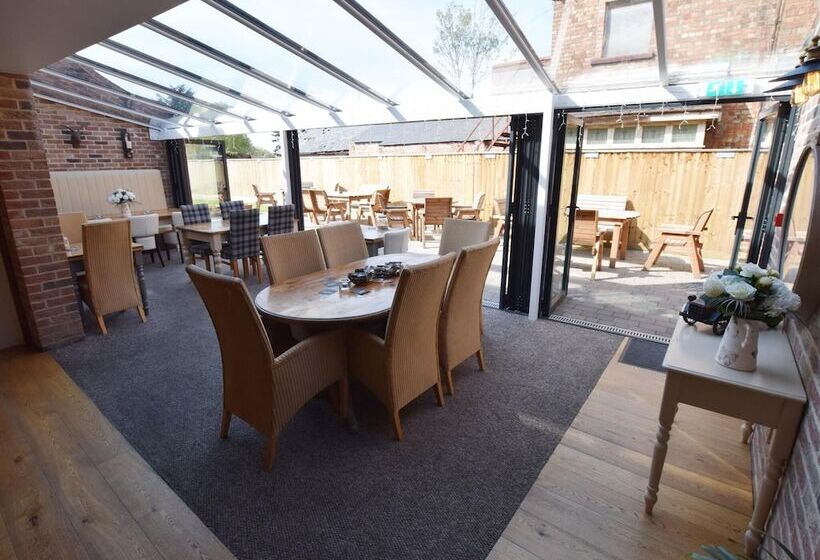 مبيت وإفطار Palmers Ale House & Kitchen