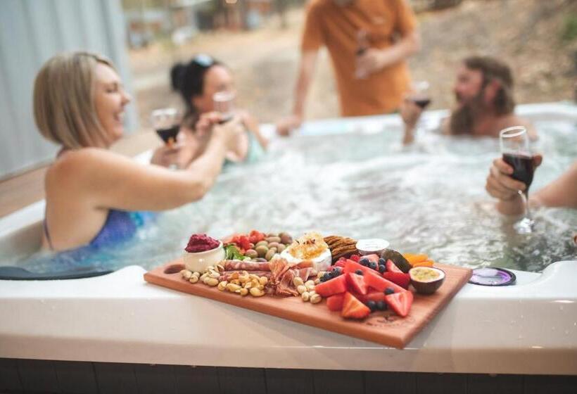 Bed and Breakfast Tuckers Lane Boutique Accommodation