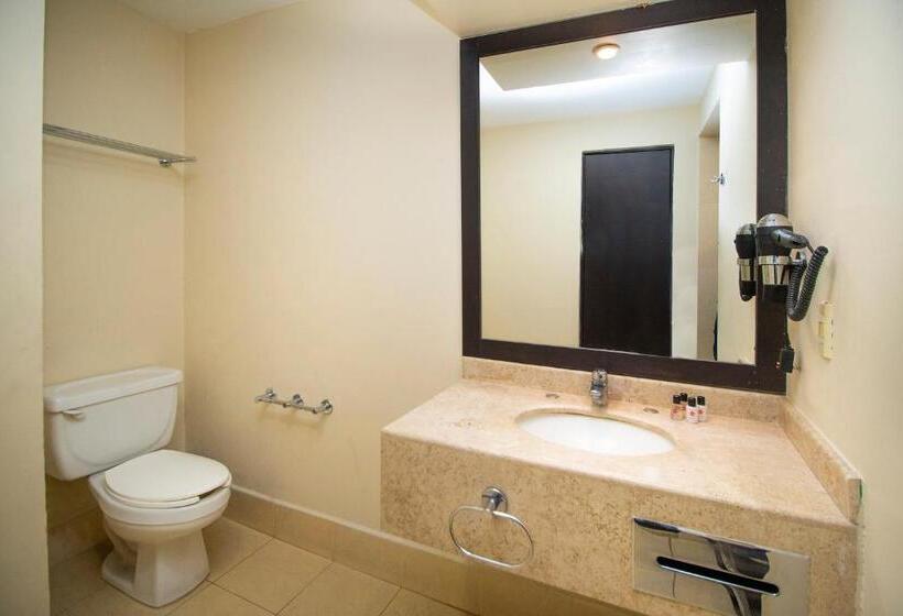 هتل Collection O Las Iglesias, Cholula