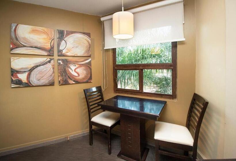 هتل Collection O Las Iglesias, Cholula