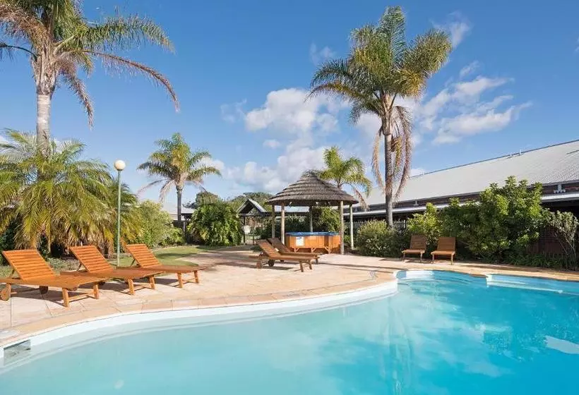 Hotel Dunsborough Town Units