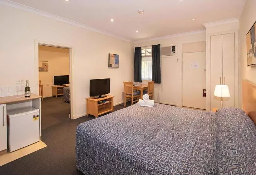 Hotel Dunsborough Town Units