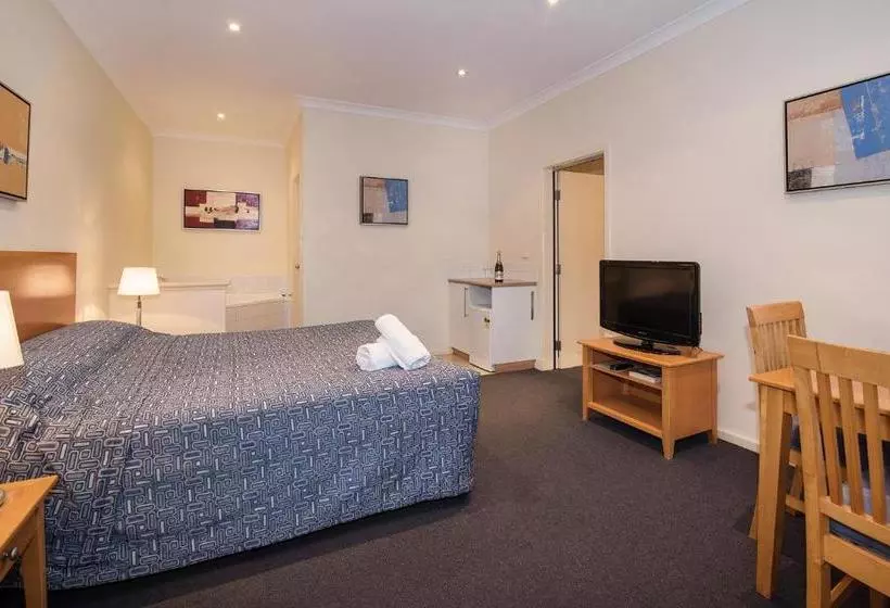 Hotel Dunsborough Town Units