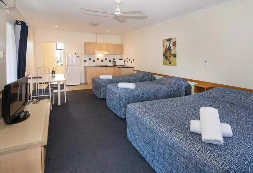 Hotel Dunsborough Town Units
