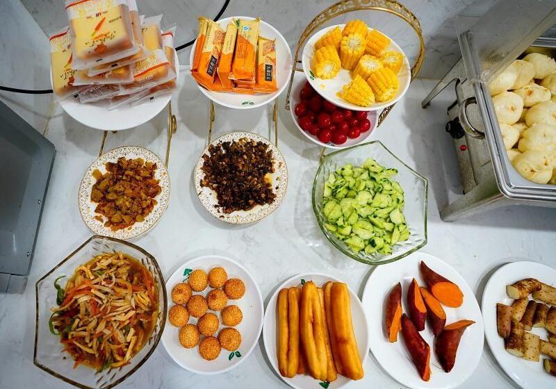 ホテル Greentree Inn Wuxi Yixing Xushe Town Government Express