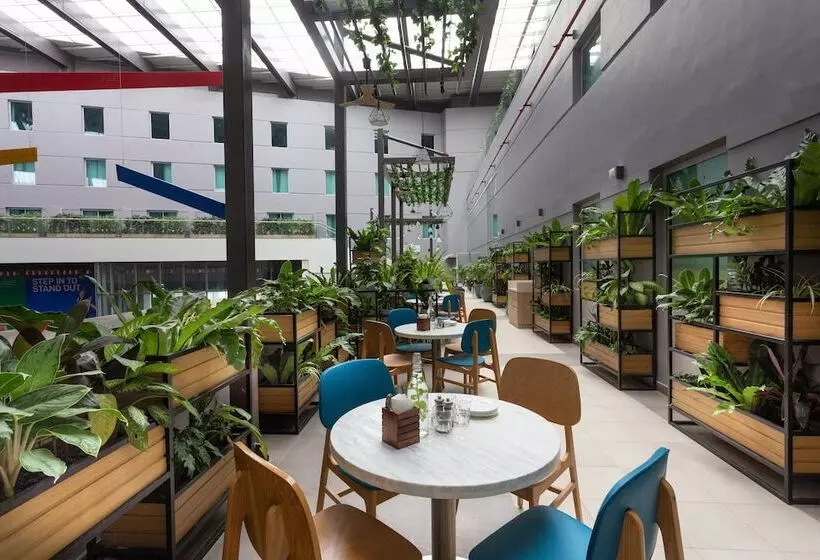 Hotelli Holiday Inn Express & Suites Bengaluru Old Madras Road, An Ihg