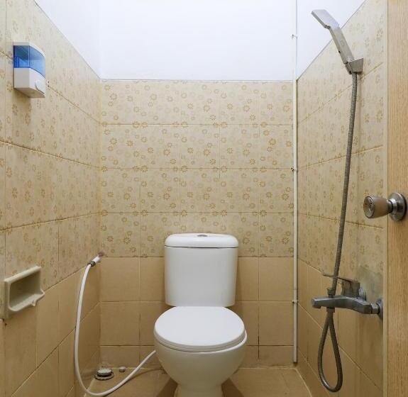 Hotel Reddoorz At Merdeka Street Garut