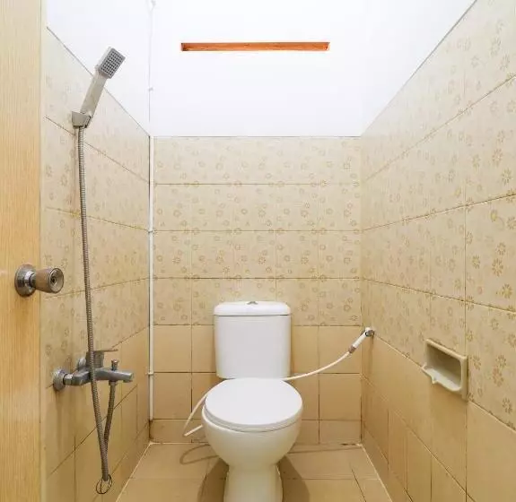 Hotel Reddoorz At Merdeka Street Garut