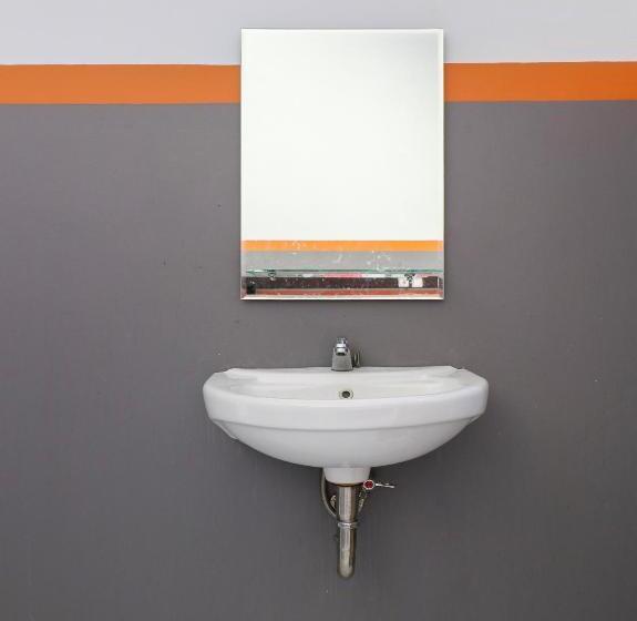 Hotel Reddoorz At Merdeka Street Garut