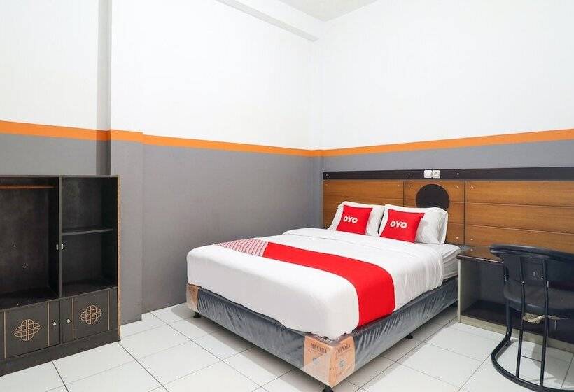 Hotel Reddoorz At Merdeka Street Garut