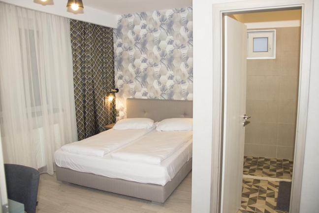 پانسیون Adi&nicol