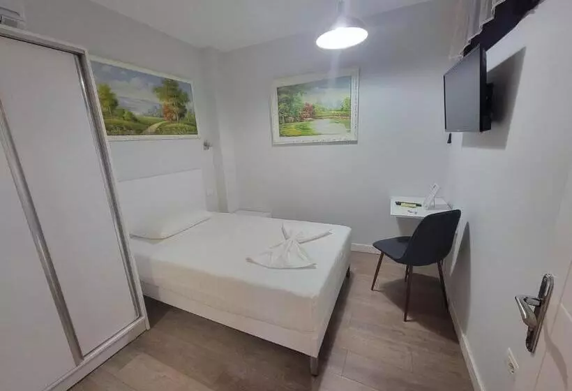 پانسیون Nuestra Casa