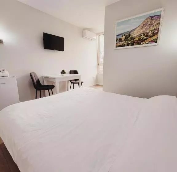 پانسیون Nuestra Casa