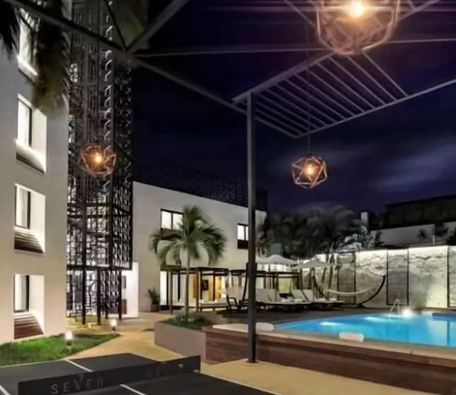 Seven Boutique Apartments Cancún