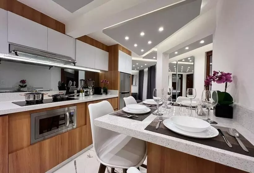 Seven Boutique Apartments Cancún