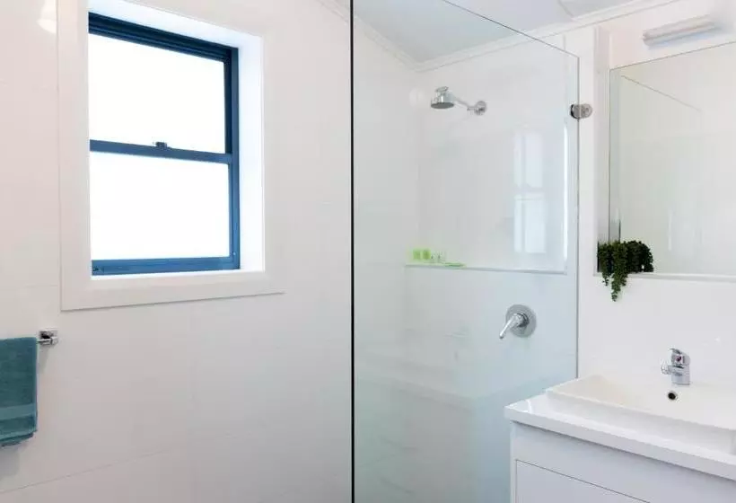 Agnes Cottage Bed & Breakfast