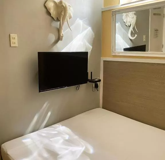 Retkeilymaja Little Norway Guesthouse   Mactan Cebu International Airport