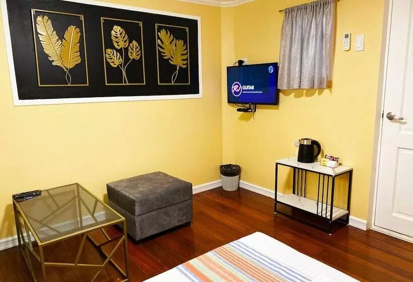 Retkeilymaja Little Norway Guesthouse   Mactan Cebu International Airport