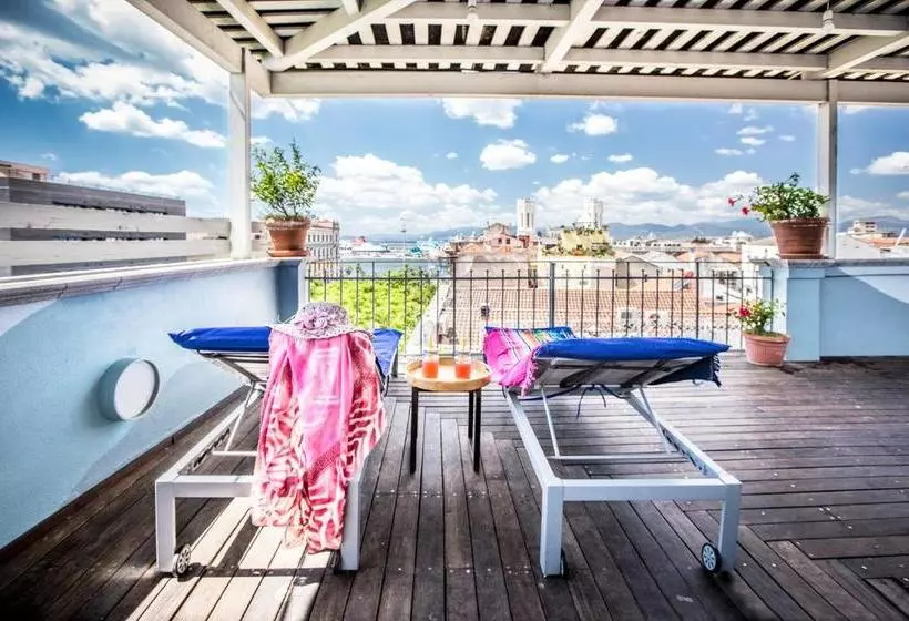 Aamiaismajoitus (B&B) La Terrazza Sul Porto