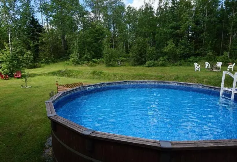 Aamiaismajoitus (B&B) Gite L'antre D'eux