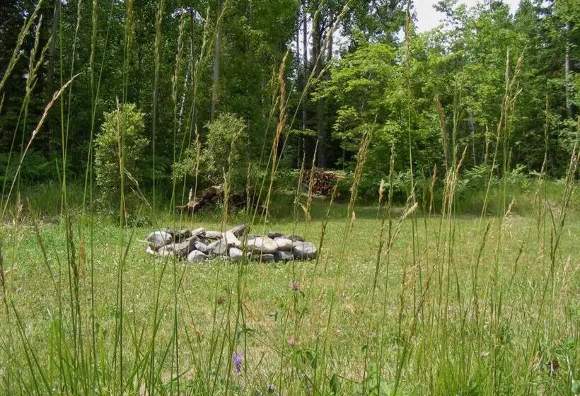 Aamiaismajoitus (B&B) Gite L'antre D'eux