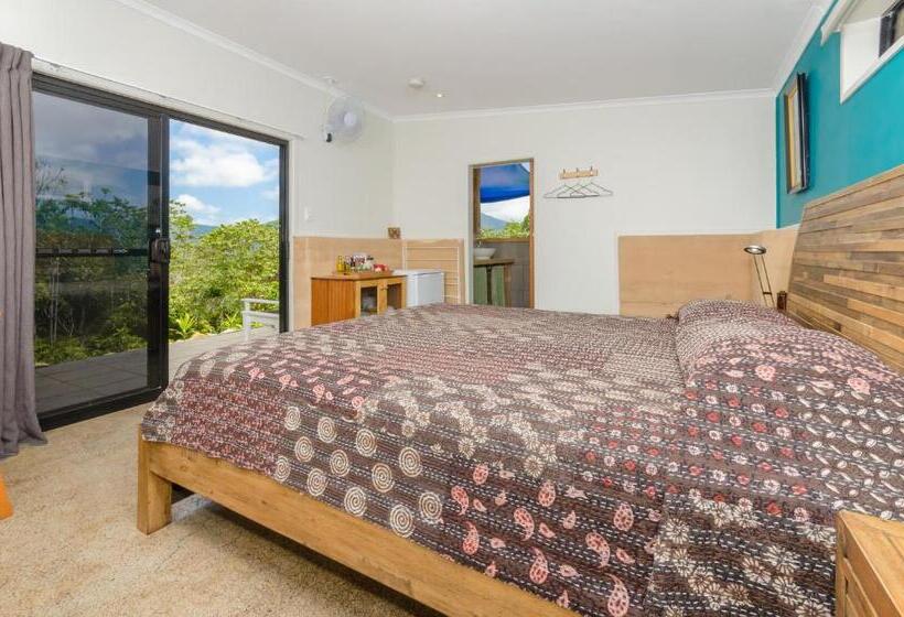 Bed and Breakfast Wompoo Eco Retreat