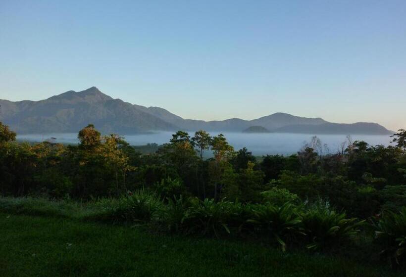 Bed and Breakfast Wompoo Eco Retreat