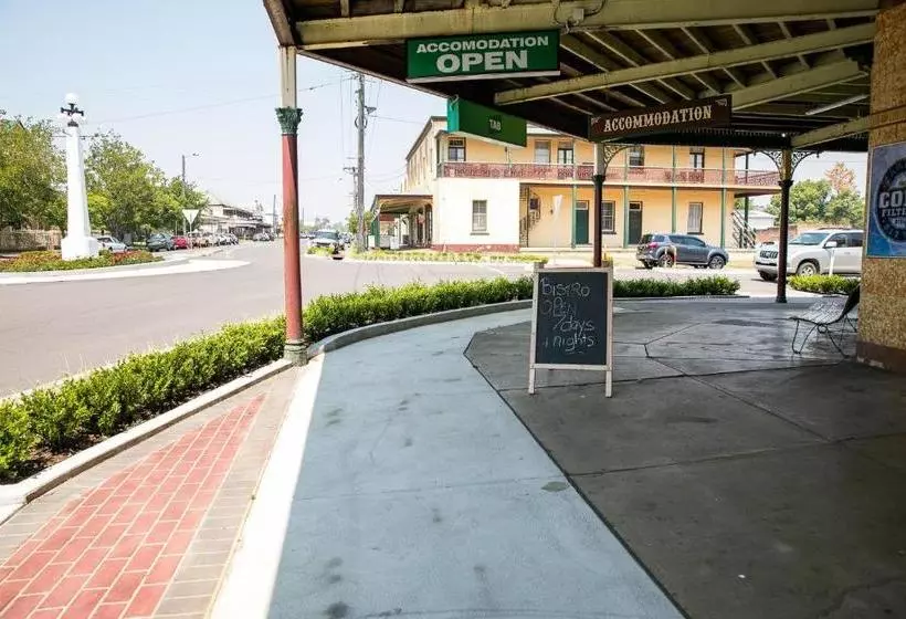 Bank Hotel Dungog