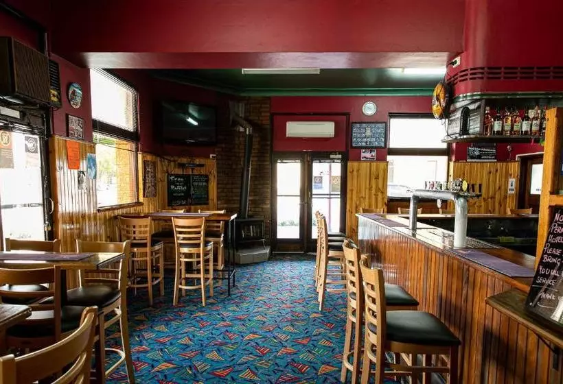 Bank Hotel Dungog