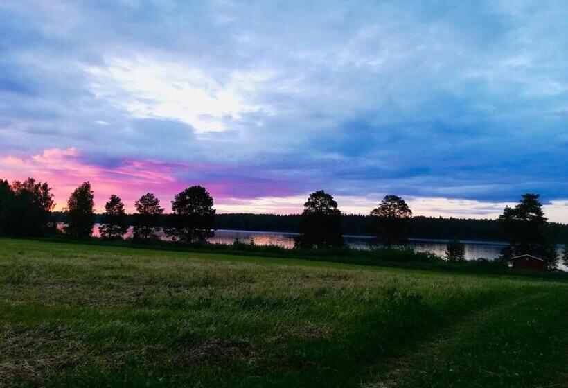 هتل Hankaniemen Tila