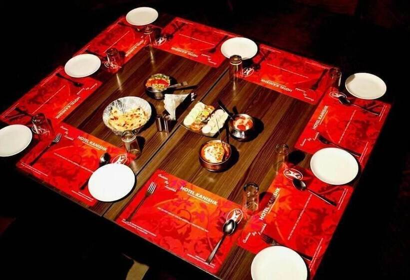 בית מלון כפרי Kanishk