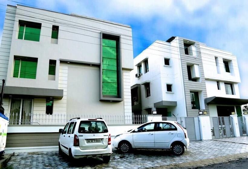 בית מלון כפרי Kanishk