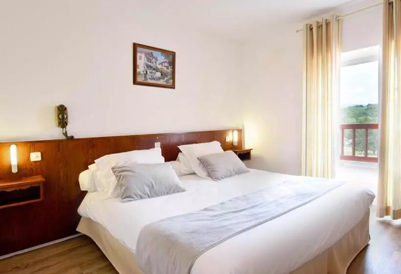 Hotelli Restaurant Baratxartea