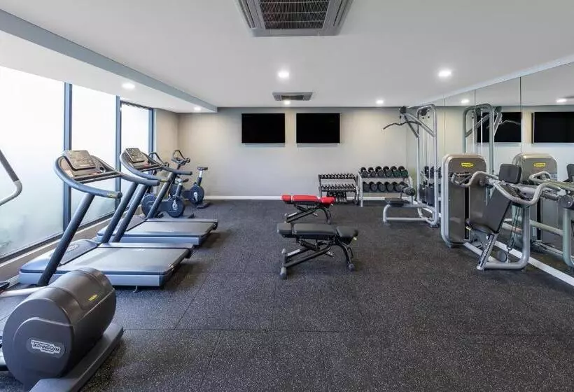 ホテル Meriton Suites Coward Street, Mascot