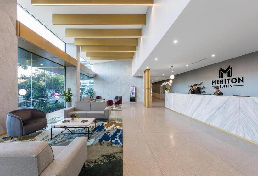 Отель Meriton Suites Coward Street, Mascot