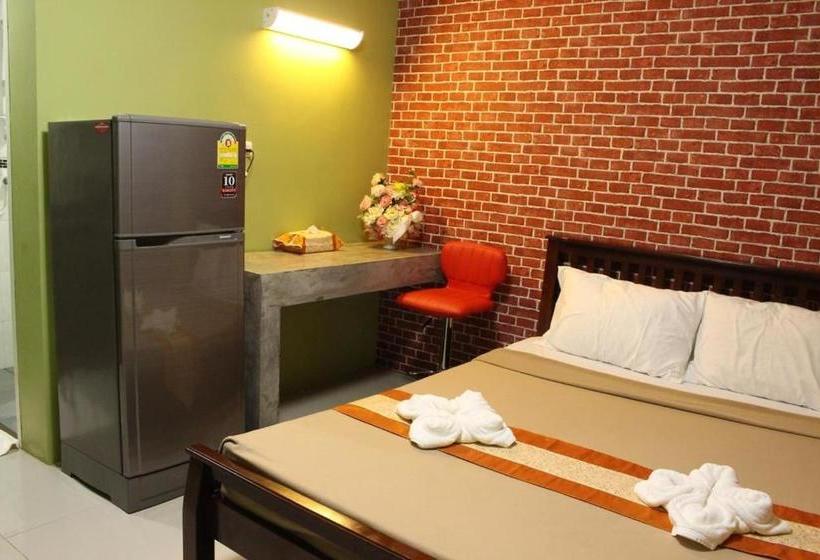 בית מלון כפרי Oyo 1031 Amera Resort