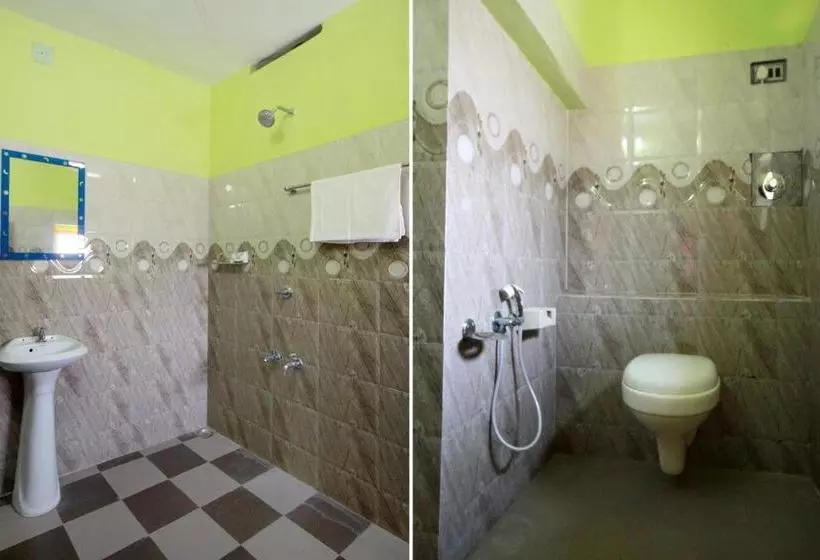 Hotelli Oyo 29094 Edakkal Homestay