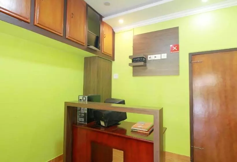 Hotelli Oyo 29094 Edakkal Homestay
