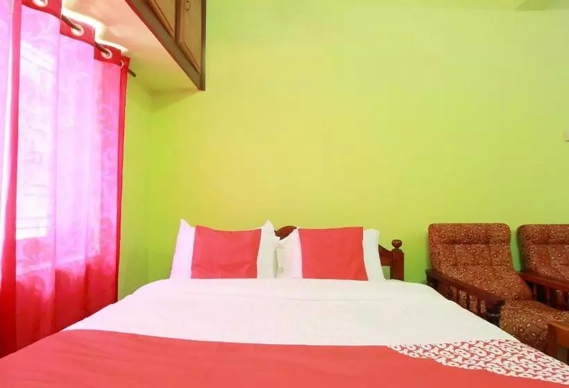 Hotelli Oyo 29094 Edakkal Homestay
