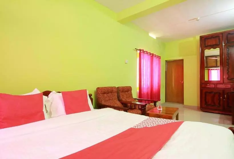 Hotelli Oyo 29094 Edakkal Homestay