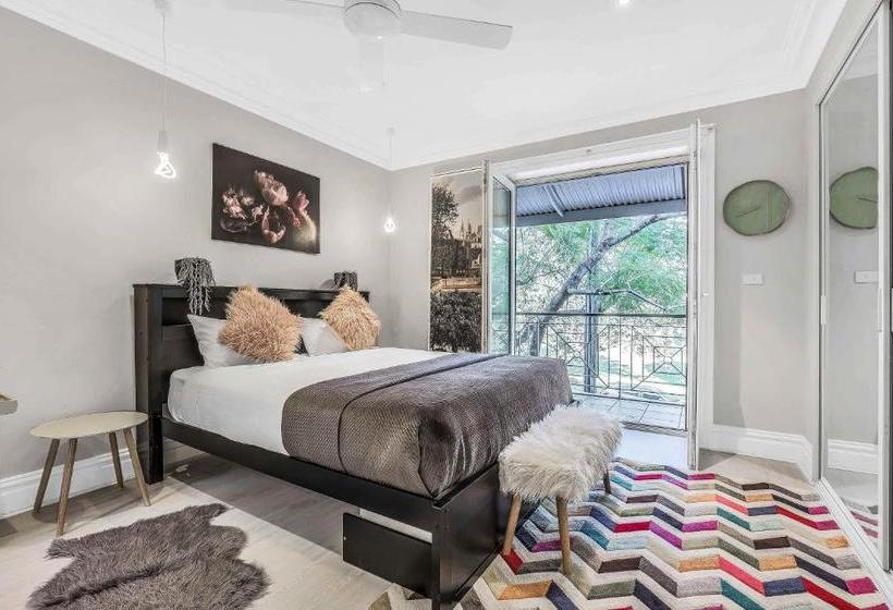 פנסיון 142 Wyndham