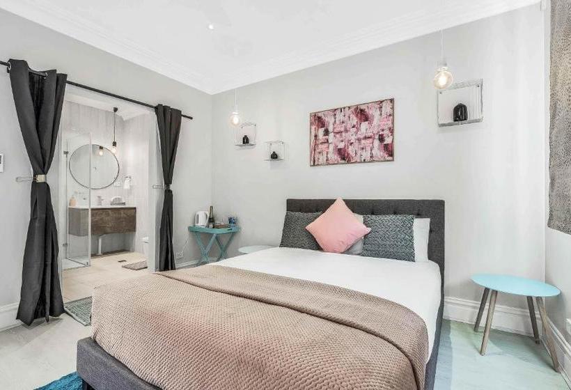 פנסיון 142 Wyndham