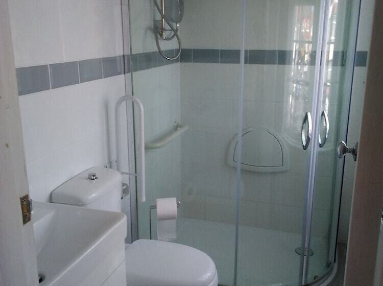 پانسیون Shenandoah House