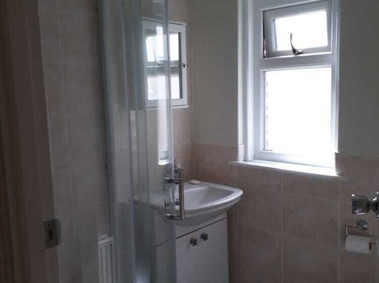 پانسیون Shenandoah House