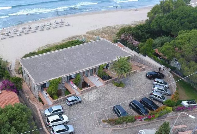 Residence Le Palme   Appartamenti Sul Mare   Spiaggia Tra Palinuro E Caprioli