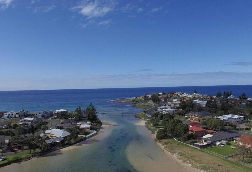 Resort Barrack Point Holidays