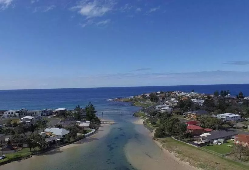 Lomakeskus Barrack Point Holidays