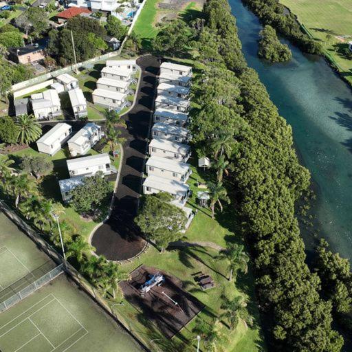 Resort Barrack Point Holidays