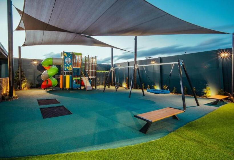 Resort Barrack Point Holidays